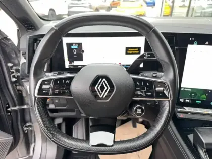 Photo 12 Renault Austral  E-Tech hybrid 200