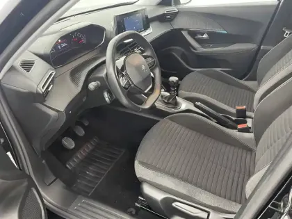 Photo 32 Peugeot 2008  BlueHDi 110 S&S BVM6