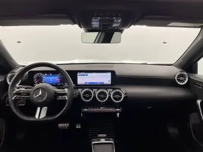 Photo 57 Mercedes Classe A  200 d