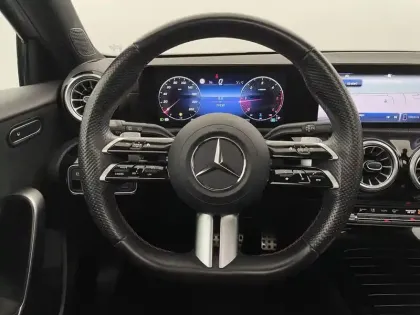 Photo 54 Mercedes Classe A  200 d
