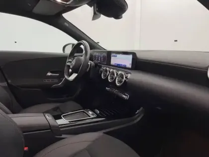 Photo 58 Mercedes Classe A  200 d