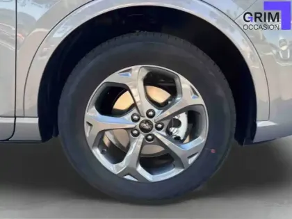 Photo 13 Ford Kuga  2.5 Duratec 180 ch FlexiFuel FHEV E85 Powershift