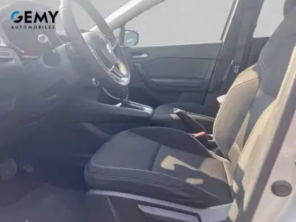 Photo 8 Renault Captur  TCe 130 EDC FAP