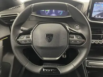Photo 10 Peugeot 2008  Electrique 54 kWh 156 ch