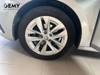Photo 10 Skoda Octavia  Combi 2.0 TDI 150 ch DSG7