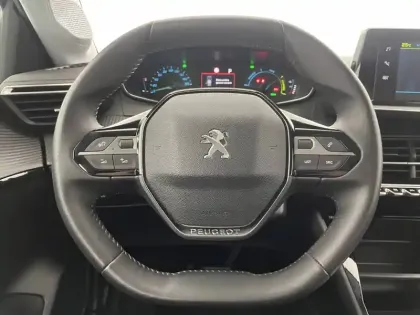 Photo 22 Peugeot 208  Electrique 50 kWh 136ch