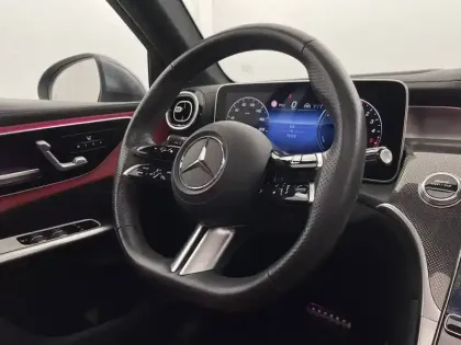 Photo 54 Mercedes GLC  300 de 9G-Tronic 4Matic