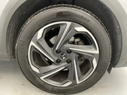 Photo 17 DS DS 3  Crossback PureTech 130 S&S EAT8