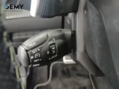 Photo 16 Peugeot 2008  Hybrid 145 e-DCS6
