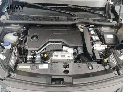 Photo 11 Peugeot 2008  Hybrid 145 e-DCS6