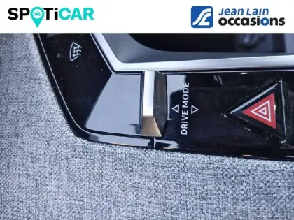 Photo 14 Peugeot 5008  Hybrid 136 e-DCS6
