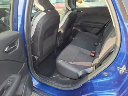 Photo 15 Renault Captur  E-Tech hybride 145