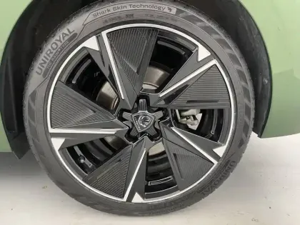 Photo 18 Peugeot 308  Electrique 54 kWh 156ch