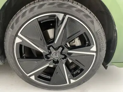 Photo 16 Peugeot 308  Electrique 54 kWh 156ch