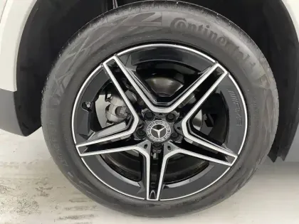 Photo 40 Mercedes GLA  200 d 8G-DCT