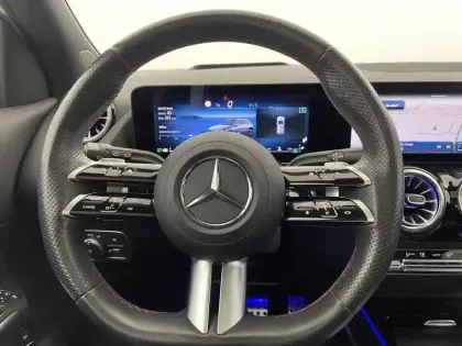Photo 46 Mercedes GLA  200 d 8G-DCT