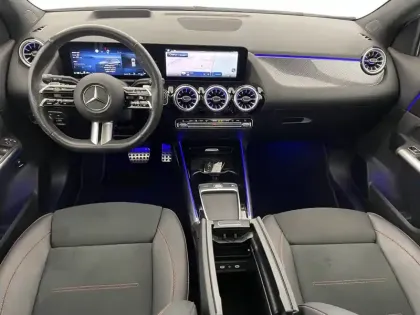 Photo 53 Mercedes GLA  200 d 8G-DCT