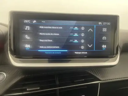 Photo 19 Peugeot 208  PureTech 100 S&S BVM6