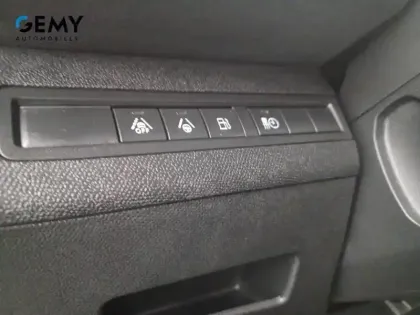 Photo 37 Peugeot 3008  Hybrid 225 e-EAT8