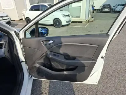 Photo 16 Renault Clio  TCe 90 ch GSR2