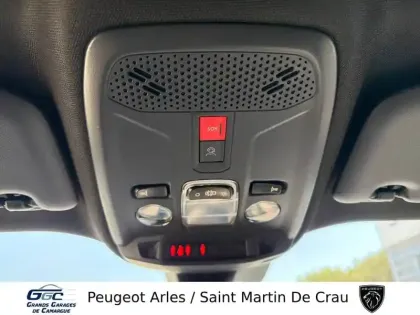 Photo 15 Peugeot 2008  PureTech 100 S&S BVM6
