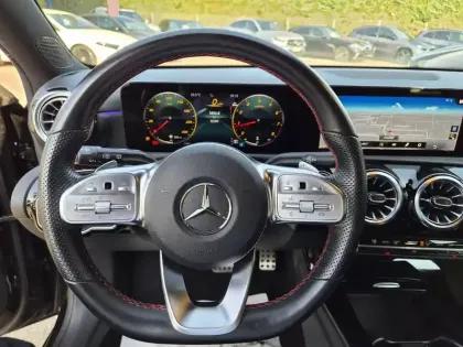 Photo 12 Mercedes Classe A  200 7G-DCT