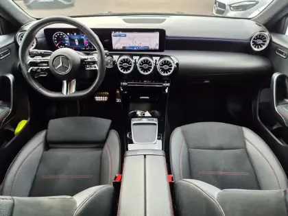 Photo 9 Mercedes Classe A  200 d