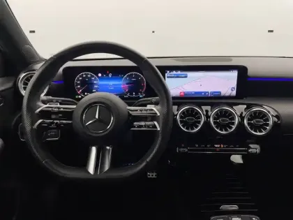 Photo 41 Mercedes Classe A  200 d