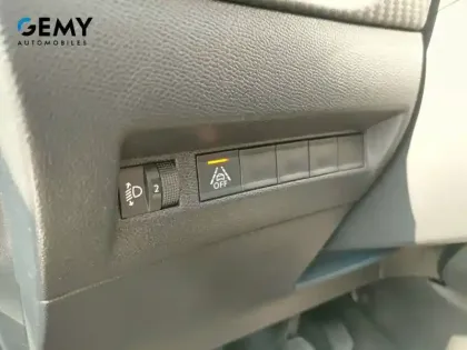 Photo 24 Peugeot 208  Electrique 50 kWh 136ch