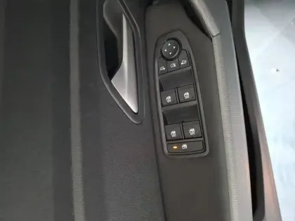 Photo 32 Dacia Duster  Hybrid 155