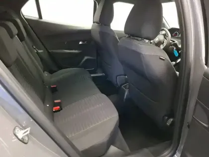 Photo 29 Peugeot 2008  PureTech 100 S&S BVM6