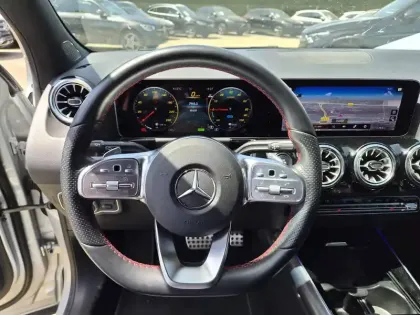 Photo 13 Mercedes GLA  250 e 8G-DCT