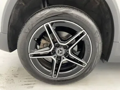 Photo 38 Mercedes GLA  250 e 8G-DCT