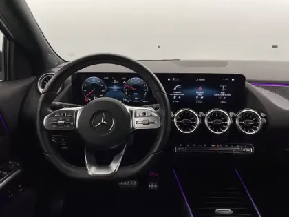Photo 41 Mercedes GLA  250 e 8G-DCT