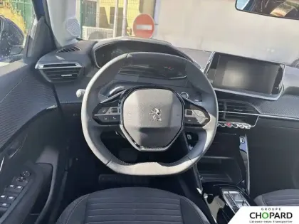 Photo 15 Peugeot 208  Electrique 50 kWh 136ch