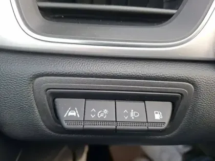 Photo 40 Renault Captur  E-Tech hybride rechargeable 160