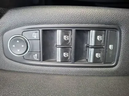 Photo 39 Renault Captur  E-Tech hybride rechargeable 160