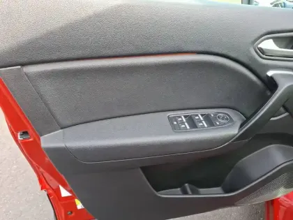 Photo 18 Renault Captur  E-Tech hybride rechargeable 160