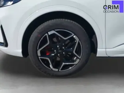 Photo 12 Ford Kuga  2.5 Duratec 180 ch FlexiFuel FHEV E85 Powershift