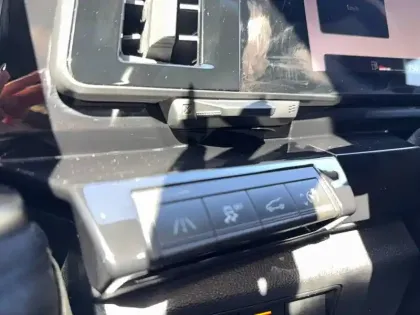 Photo 36 Renault Espace  E-Tech hybrid 200