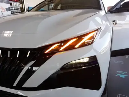 Photo 19 Peugeot 408  Hybrid 145 e-DCS6