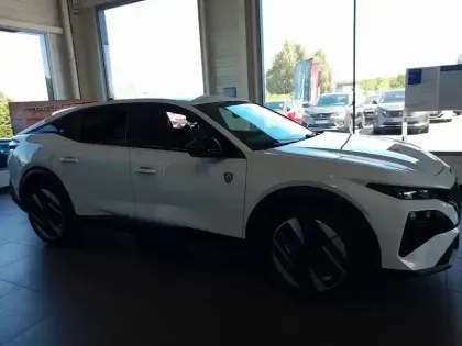Photo 20 Peugeot 408  Hybrid 145 e-DCS6