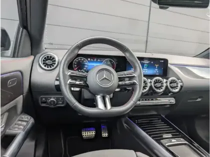 Photo 11 Mercedes GLA 200 d 