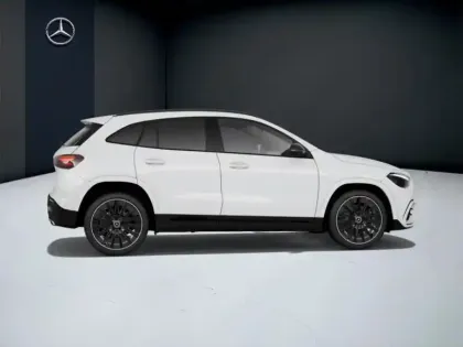 Photo 18 Mercedes GLA 200 d AMG Line