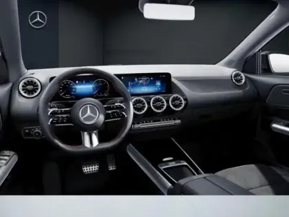 Photo 10 Mercedes GLA 200 d AMG Line