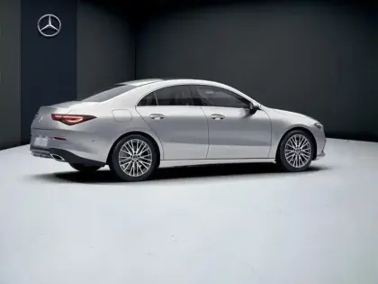 Photo 19 Mercedes CLA  250 e Coupé Progressive Li