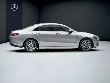 Photo 17 Mercedes CLA  250 e Coupé Progressive Li