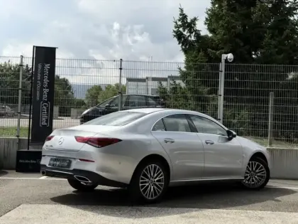Photo 31 Mercedes CLA  250 e Coupé Progressive Li