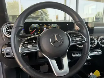 Photo 41 Mercedes CLA  250 e Coupé Progressive Li