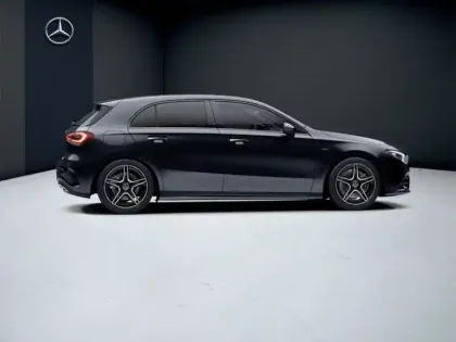 Photo 17 Mercedes Classe A 250 e AMG Line